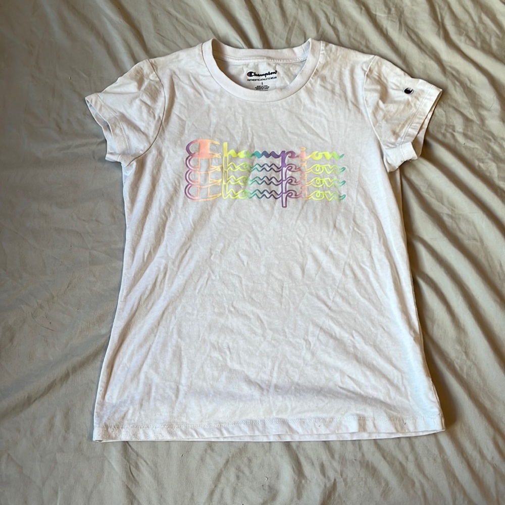Champion childrens white tee, size L.